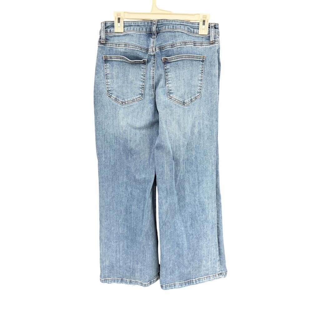 KUT from the Kloth Maya High-Rise Wide Leg Jeans in Affection 6 - Picture 4 of 8